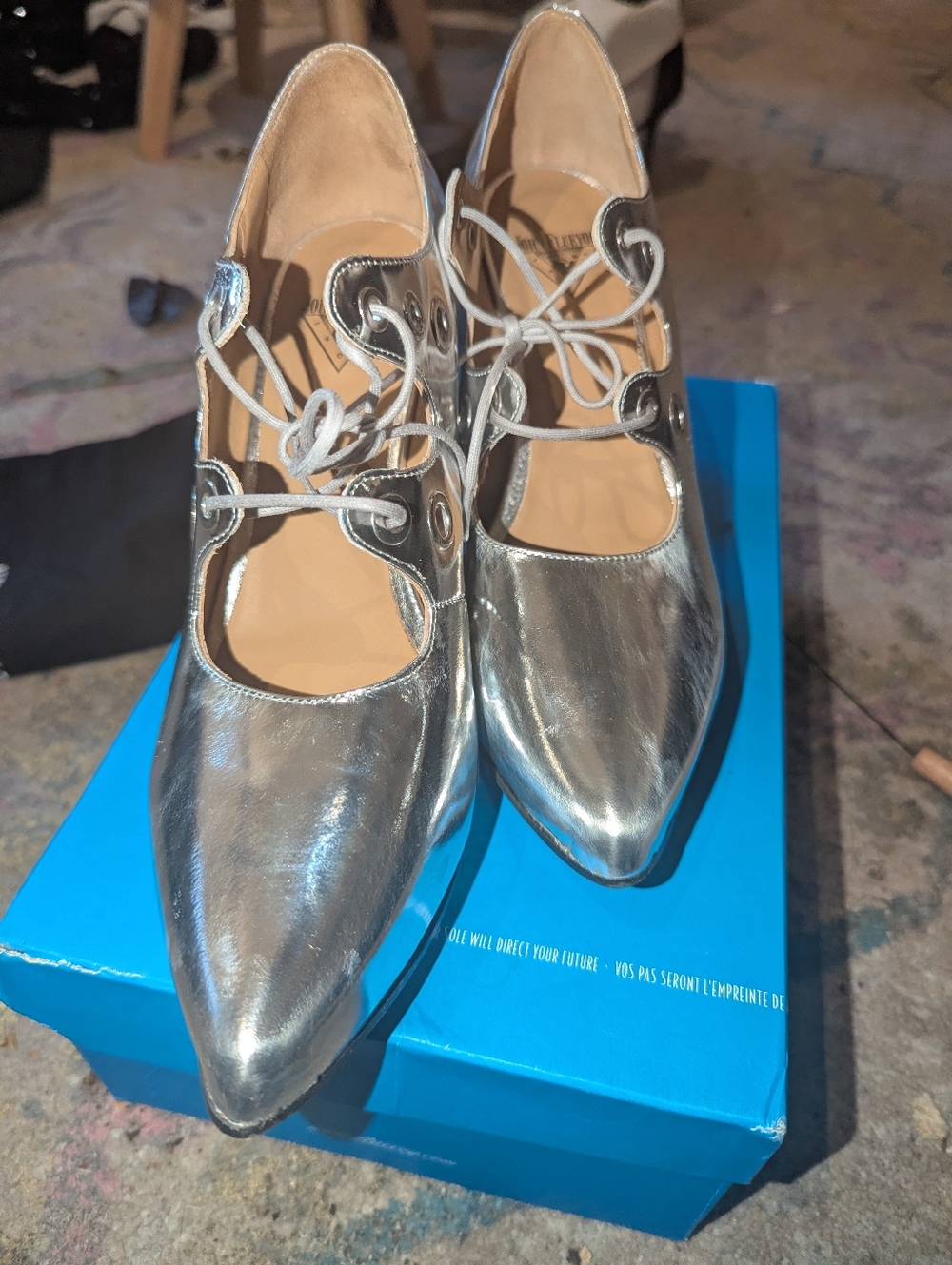 John Fluevog Metallic MONZA Silver Lace-Up Women’s Heels - Picture 3 of 3